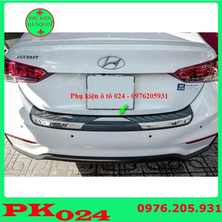 Ốp chống trầy cốp ngoài nhựa đen Accent 2018-2020 hàng loại 1 dán cốp sau chống xước trang trí xe