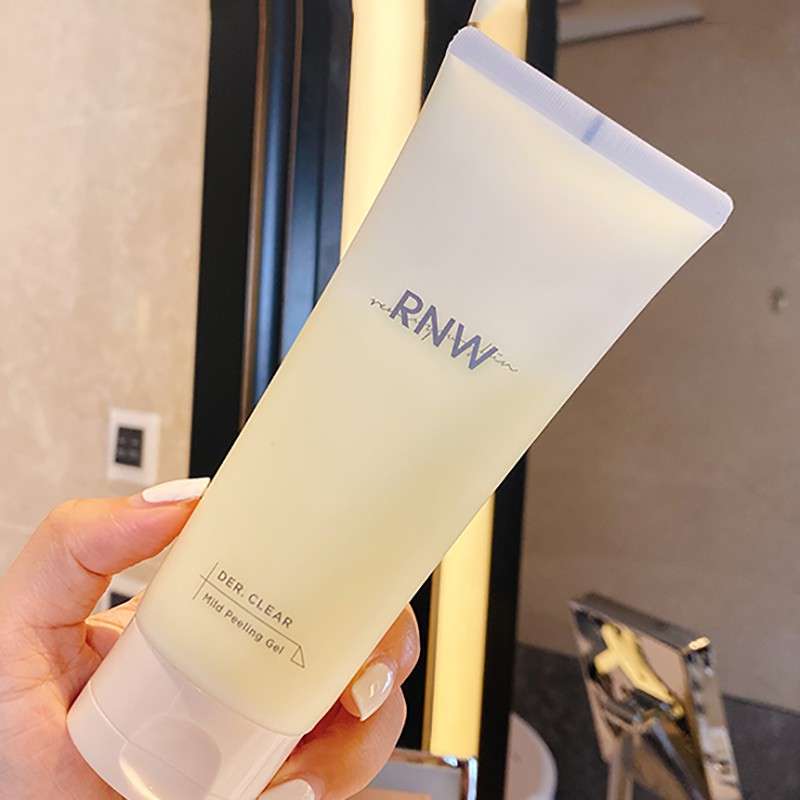 Sữa Tẩy Tế Bào Chết Và Làm Sạch Nhẹ Nhàng RNW / Ruwei 150ml