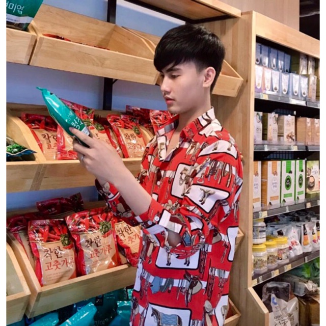 Áo sơ mi họa tiết con ngựa