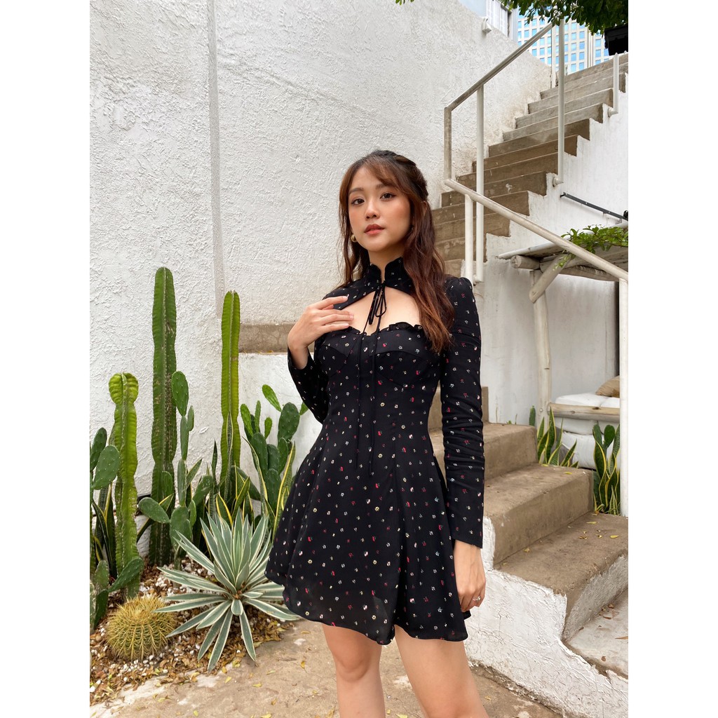 Anniegals - Đầm đen nền hoa cột dây tay dài - Penny Dress | BigBuy360 - bigbuy360.vn