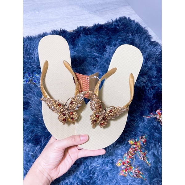 Dép Havaianas kèm charm