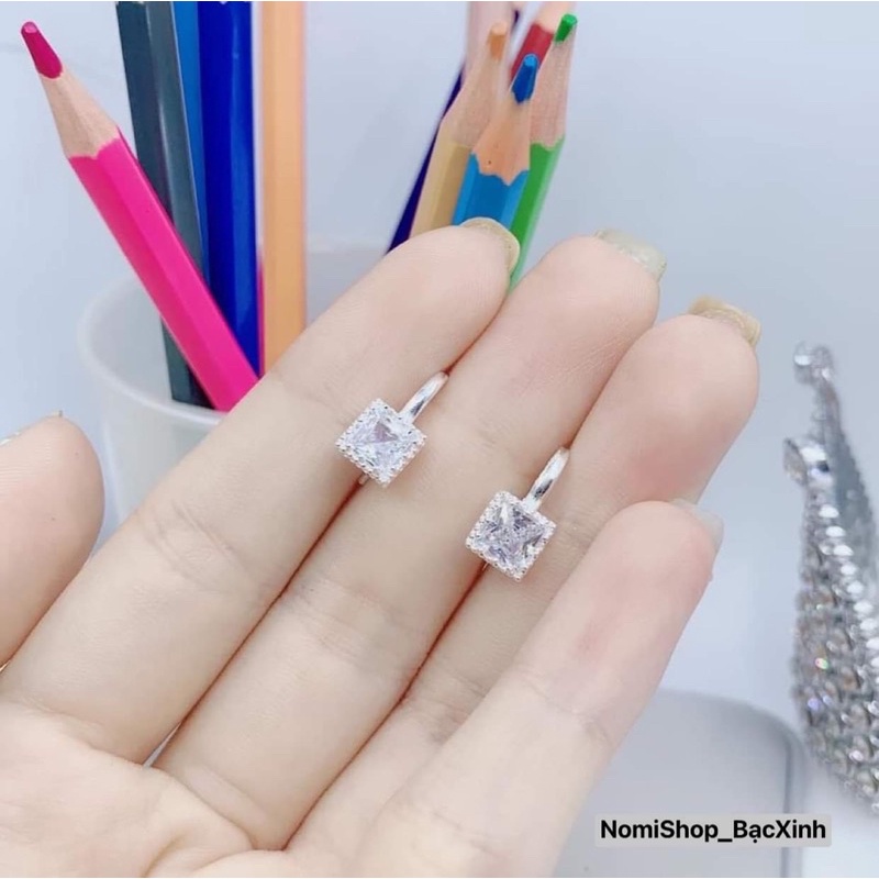 Bông tai bạc đá vuông móc câu bấm mua deal sốc để nhận miễn phí nút cao su Mainomi Shop Bạc Xinh