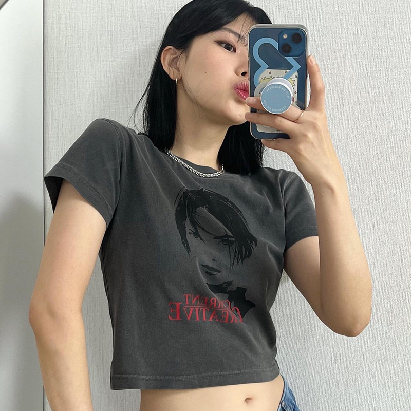 Áo Thun Tay Ngắn Cổ Tròn In Họa Tiết Chân Dung Thời Trang Cá Tính Cho Nữ