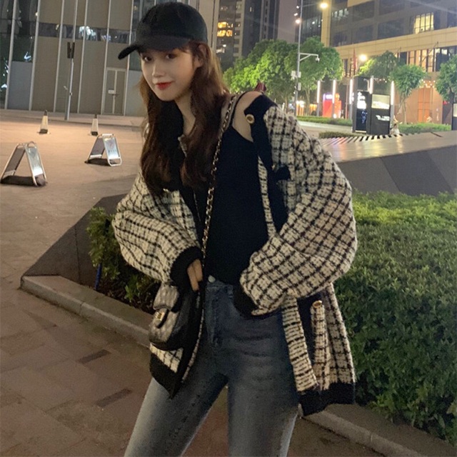 Áo cardigan len kẻ caro form to rộng trùm mông basic