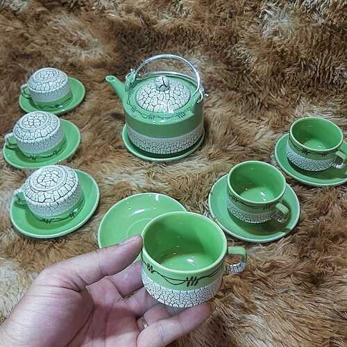 Bộ Ấm Chén Bát Tràng uống trà gốm men sứ cao cấp - Mẫu TRỤ TRÒN kiểu ĐẤT NẺ màu Xanh Emerald - 3 chân đế chống bám nước