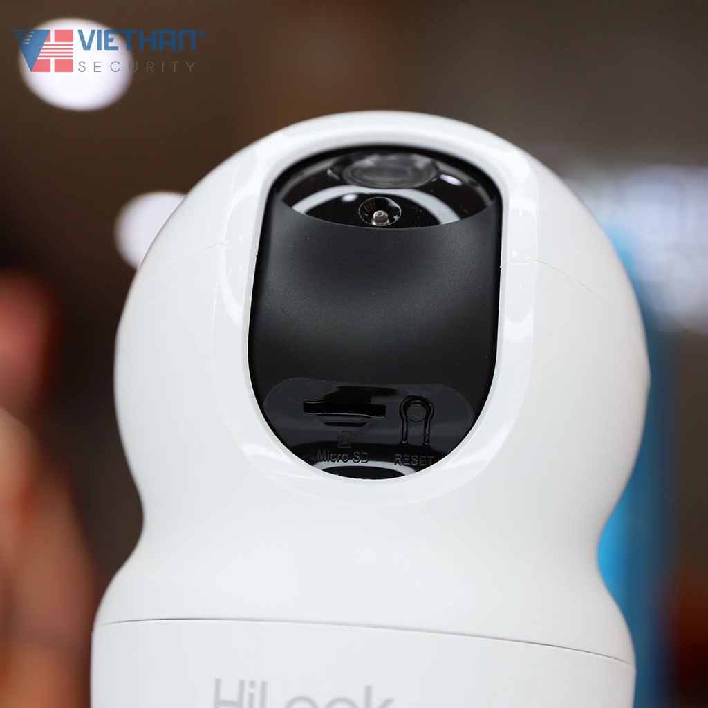 Camera Wifi HiLook IPC-P220-D/W đàm thoại 2 chiều, 2MP, hồng ngoại 10m, bảo hành 2 năm