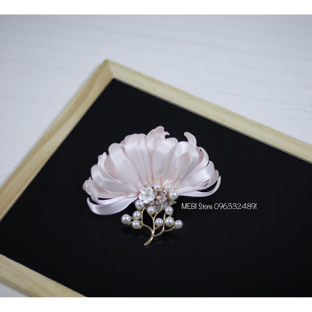 (Ảnh thật 100%) Hoa cài áo handmade mẫu cúc nửa bông cành trai sang chảnh