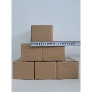 50 hộp10x10x08 (dài x rộng x cao)