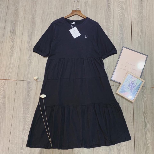 Váy cotton suông nốt nhạc | BigBuy360 - bigbuy360.vn