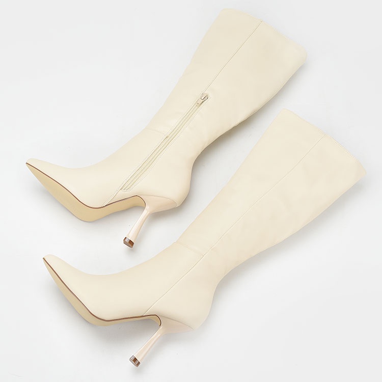 Boots cao gót trắng kem style cực nữ tính