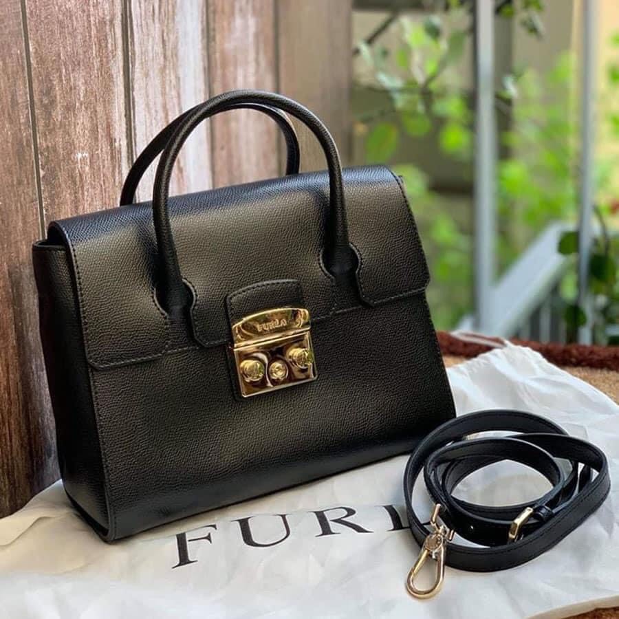 Túi đeo chéo nữ chính hãng Furla Sat S size 23cm - siêu đẹp cho chị em!