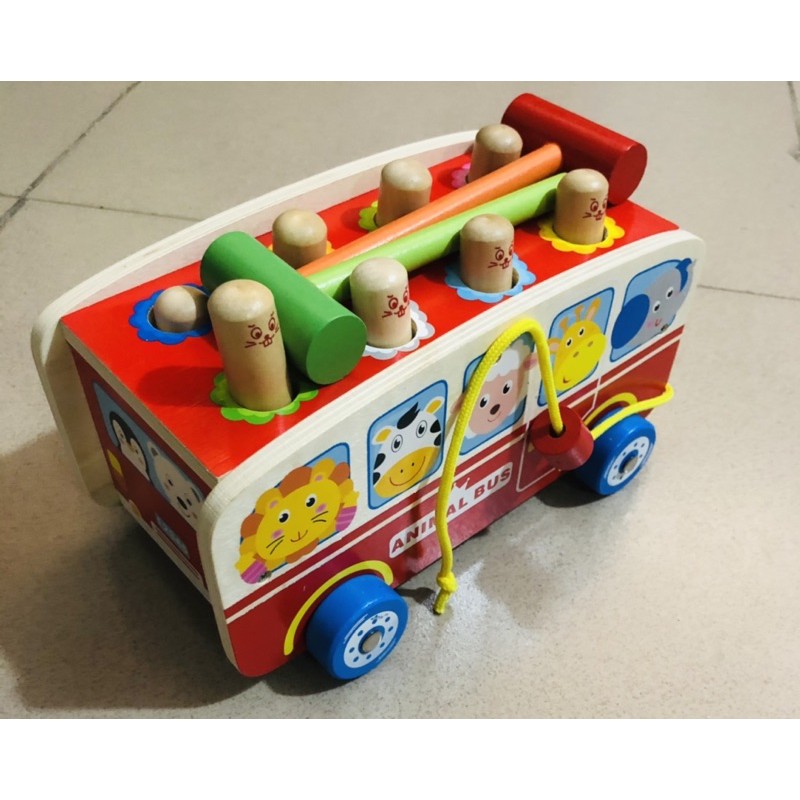 Đồ chơi xe bus đập chuột
