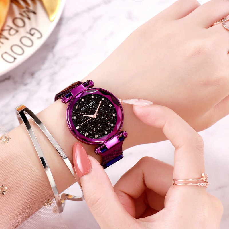 Đồng hồ quartz nữ mặt tròn đính hột xoàn dây thép không gỉ