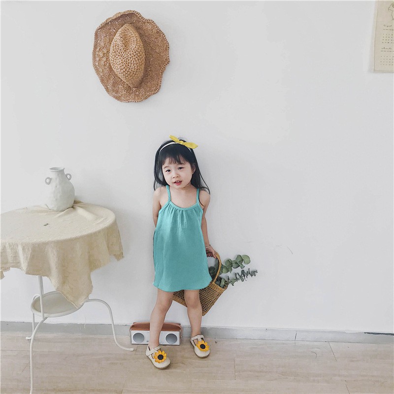 Đầm Bé Gái Hai Dây Chất Đũi MinchuKids