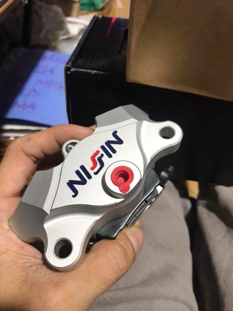 Heo thắng dầu trước Nissin đẹp lung linh