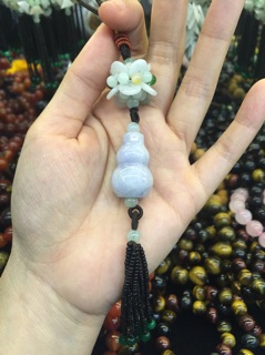 Ngọc bội phong thuỷ treo xe