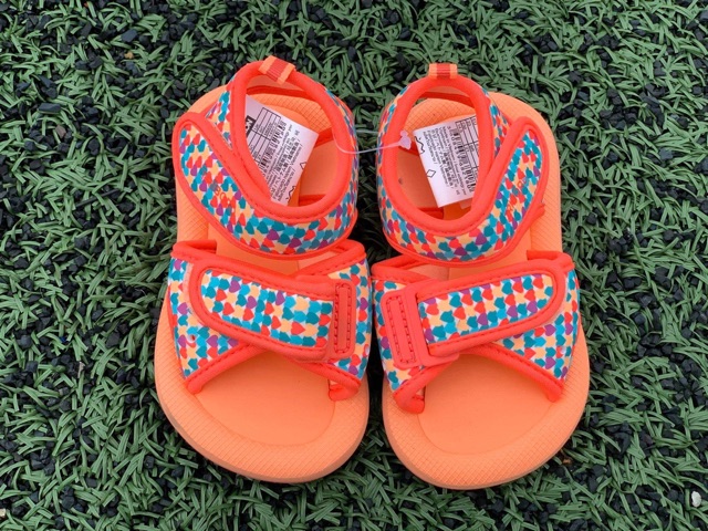 Giày tập đi cho bé