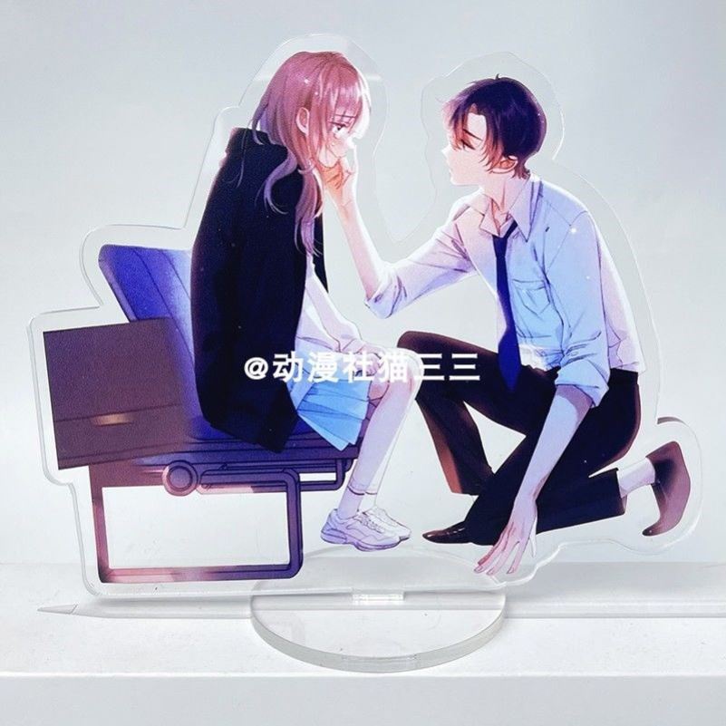 Mô hình Standee VỤNG TRỘM KHÔNG THỂ GIẤU - TÌNH YÊU THẦM KÍN tượng acrylic standee manhua mica chibi trang trí trưng bày