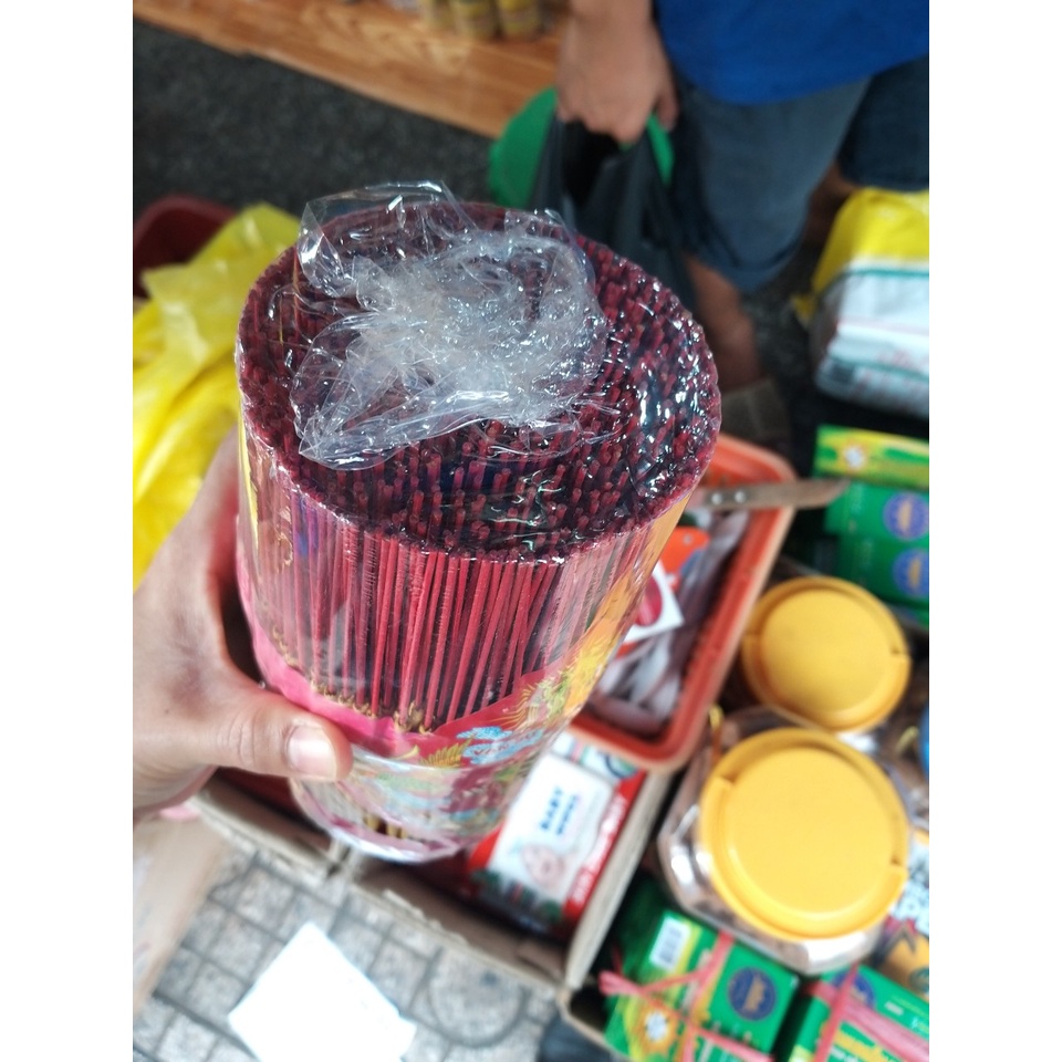 Nhang 2 tấc bó lớn