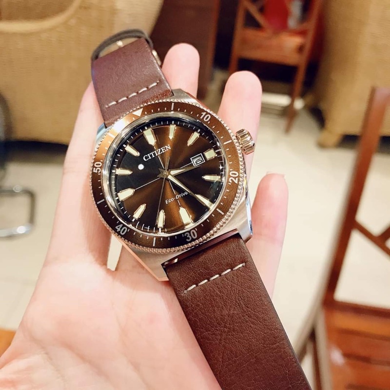 ĐỒNG HỒ NAM CHÍNH HÃNG CITIZEN AW1593-06X Eco_Drive phiên bản dây da thời trang và đầy nam tính