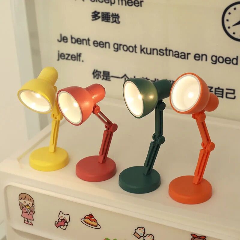 Đèn mini để bàn nhiều kiểu-đèn siêu nhỏ kẹp sách vở-để đèn mini có nam châm từ tính.