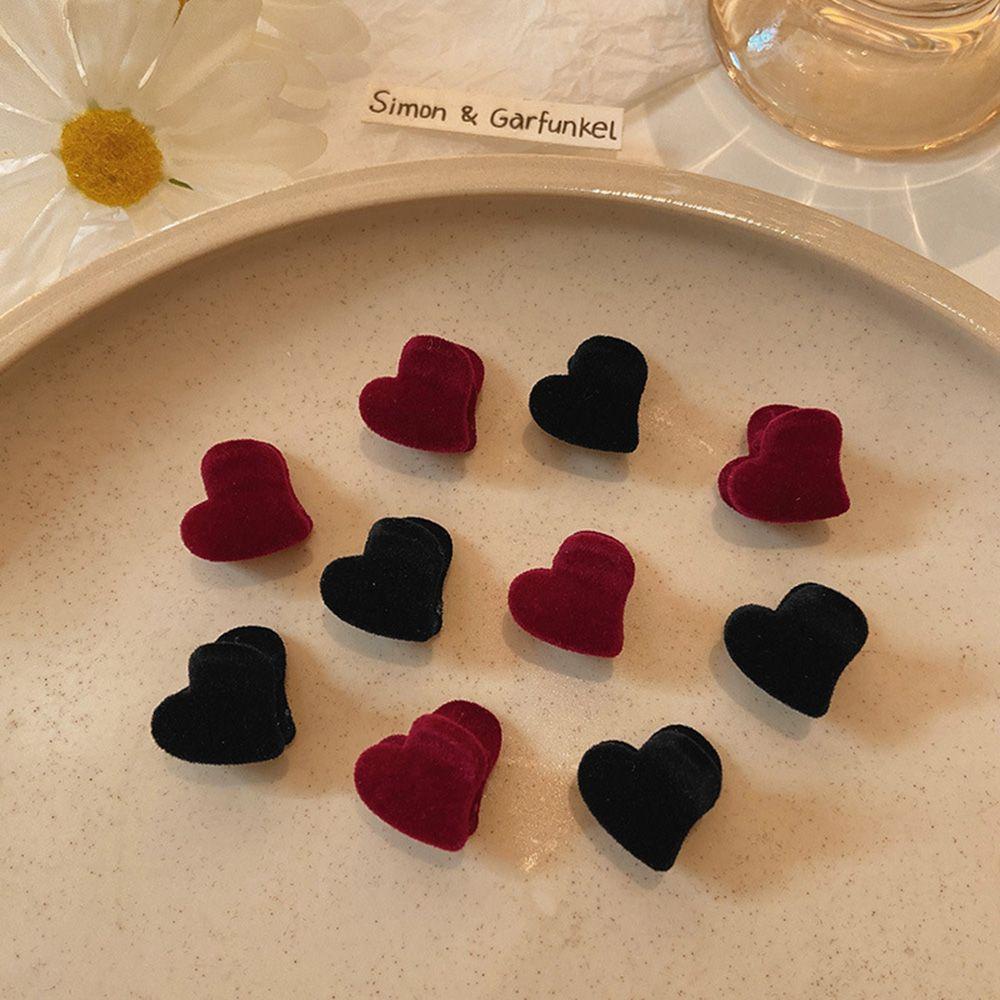 Kẹp Tóc Mini Vải Nhung Hình Trái Tim Xinh Xắn Thời Trang Cho Nữ