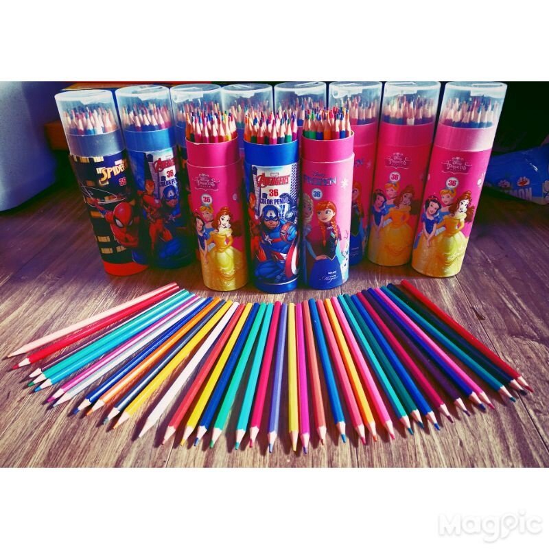 Hộp bút chì màu. Hàng chất lượng cao, an toàn cho sức khỏe. Màu vẽ, chì vẽ cho trẻ em