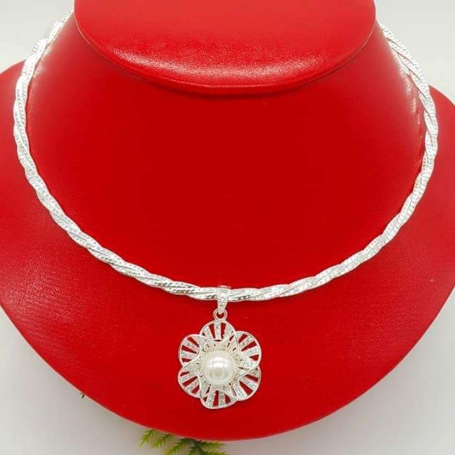 Kiềng bạc mềm xoắn to mặt hoa ngọc trai