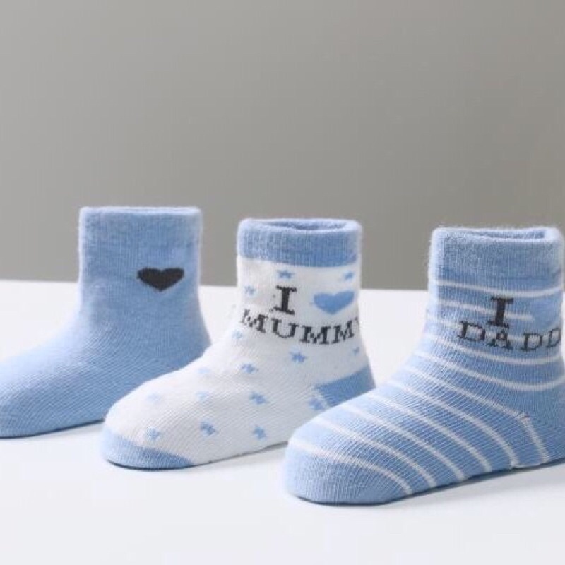 Sét 3 đôi tất cotton cổ cao chống trơn trượt Mummy ,Daddy cho bé trai bé gái