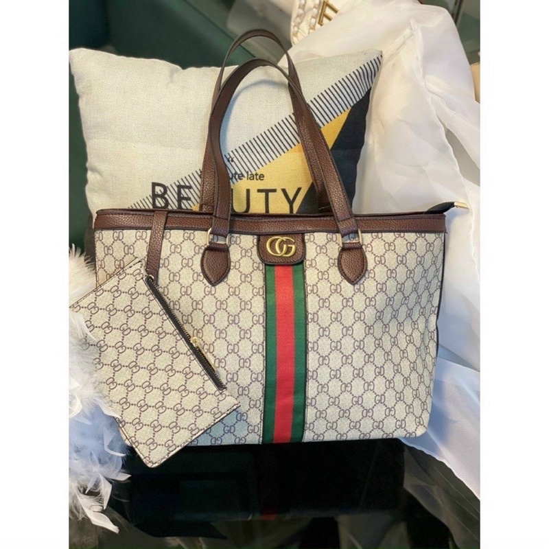 Túi công sở Bộ đôi size 45 kèm ví nhỏ.