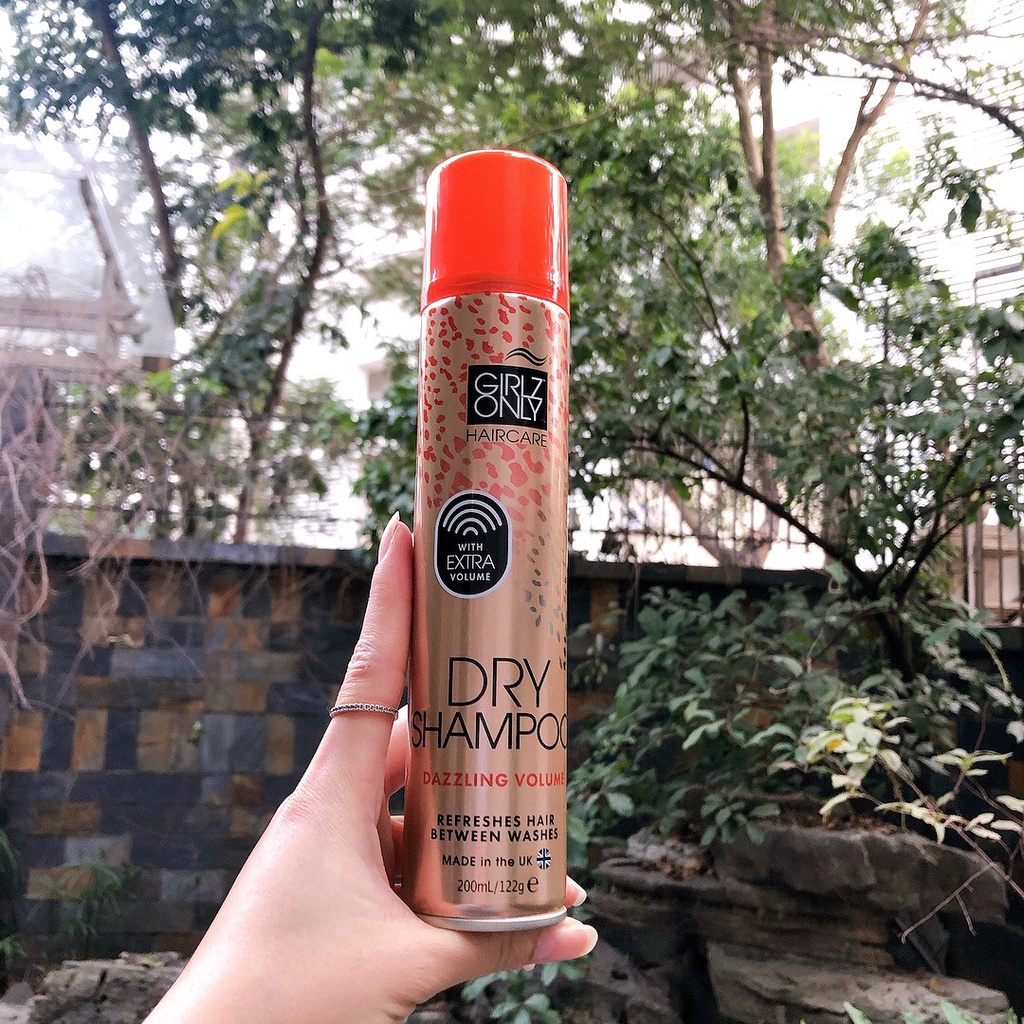 Dầu Gội Khô Giúp Tóc Sạch Dầu Và Trở Nên Bồng Bềnh Ngay Lập Tức Girlz Only Dry Shampoo 200ml