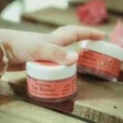 Lip Butter - Dưỡng môi hồng Auravedic hũ 8g