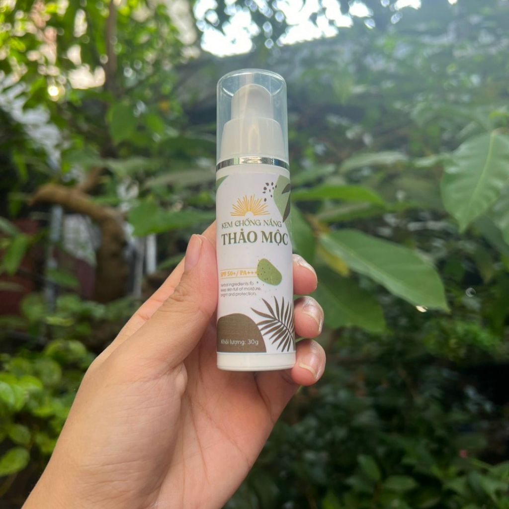 Kem chống nắng Tiệm Thảo Dược Xanh chiết xuất thảo dược 30gr