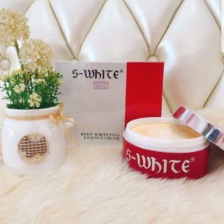 Kem dưỡng trắng da body cốt swhite mẫu cũ