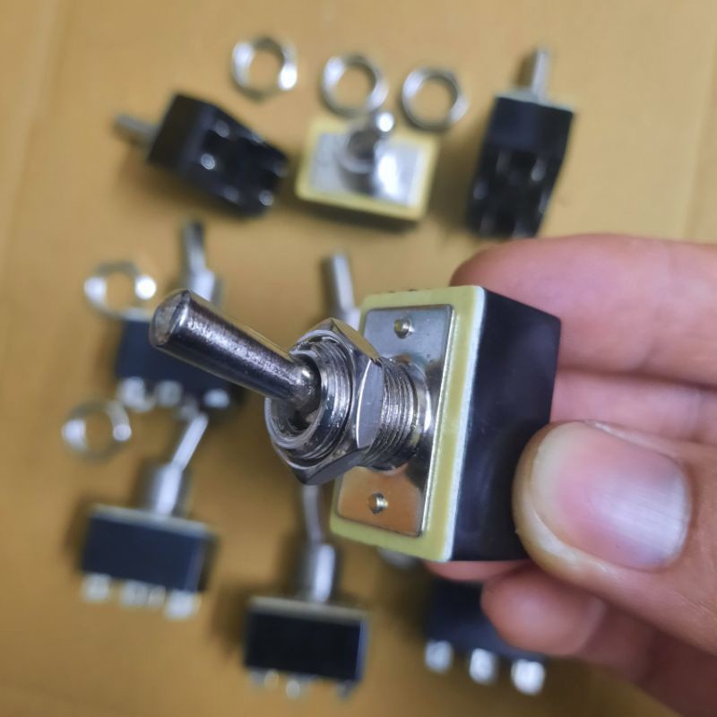 Công tắc nguồn chính hãng KN3A2  công tắc nguồn  6 chân 3A/220v
