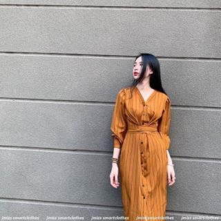 Đầm suông sơ mi sọc vàng nâu cột nơ eo