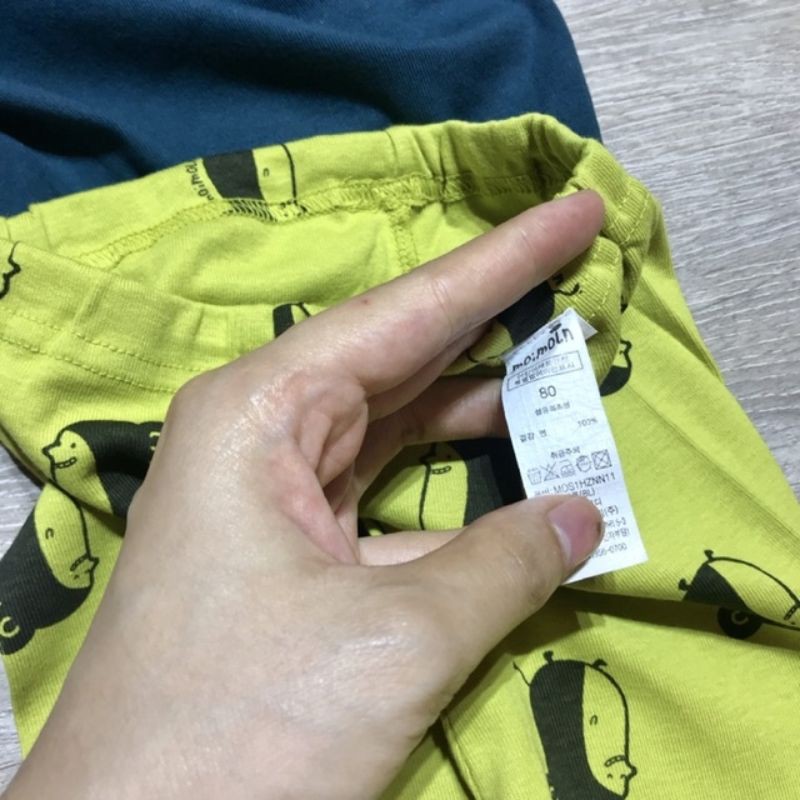 Bộ Moimojn Hàn Quốc xuất dư 2 màu cho bé