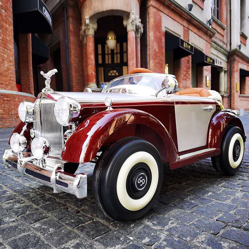 Xe Ô Tô Điện Cổ Điển MOMMYKIDS MINH CHÂU Trẻ Em Có Điều Khiển Từ Xa