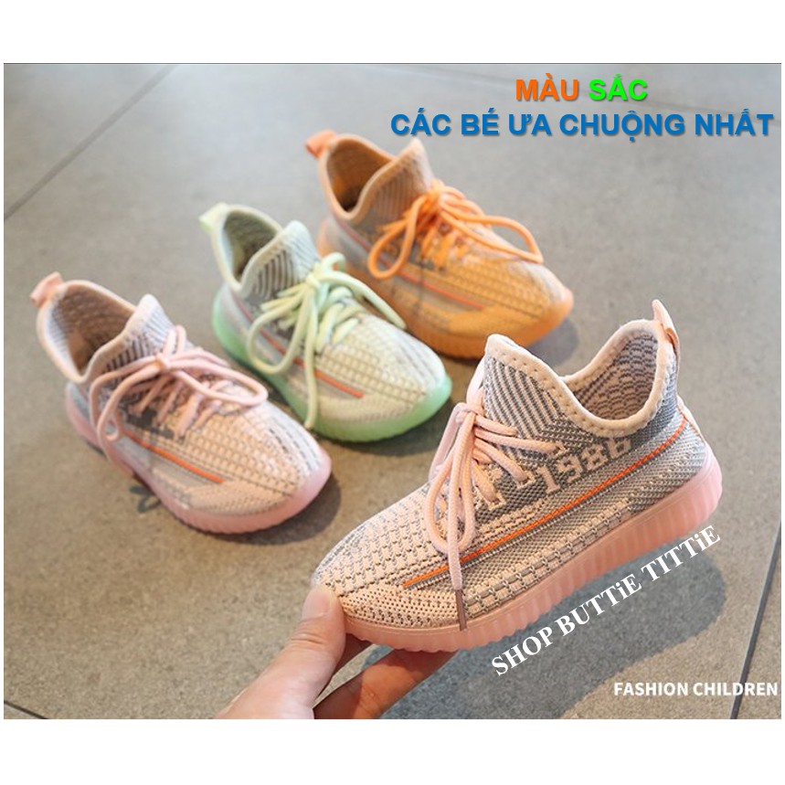 GIÀY SNEAKER TRẺ EM DÁNG YEEZY BOOST ĐẾ ÊM THOÁNG KHÍ 4 MÙA (hàng order Quảng Châu, 7-10 ngày giao hàng)