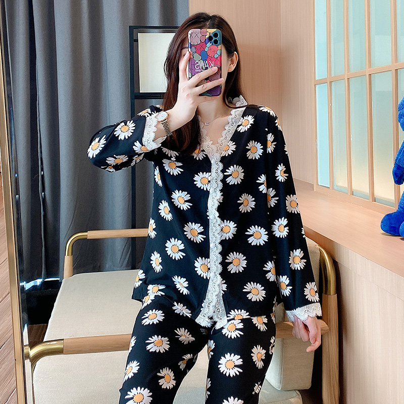 Set Đồ Ngủ Bằng Lụa Satin In Họa Tiết Hoa Cúc Dành Cho Nữ