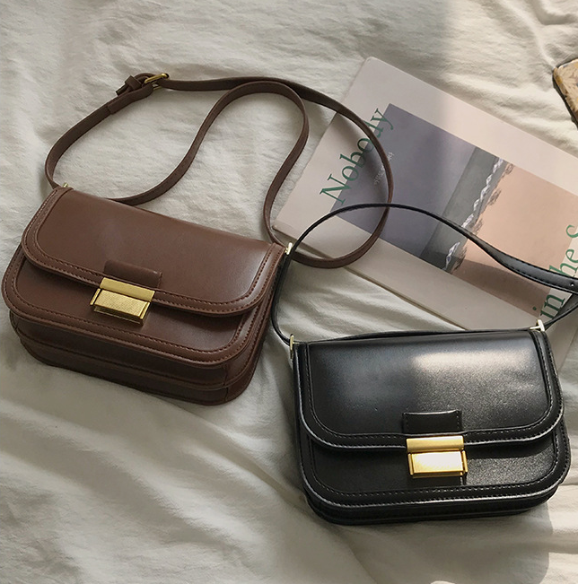 Túi đeo chéo vai phong cách Hàn Quốc năng động cho nữ IELGY