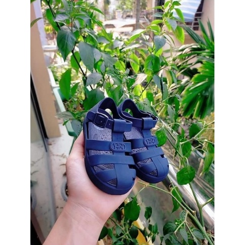 Dép rọ RI UK chính hãng săn sale giá tốt