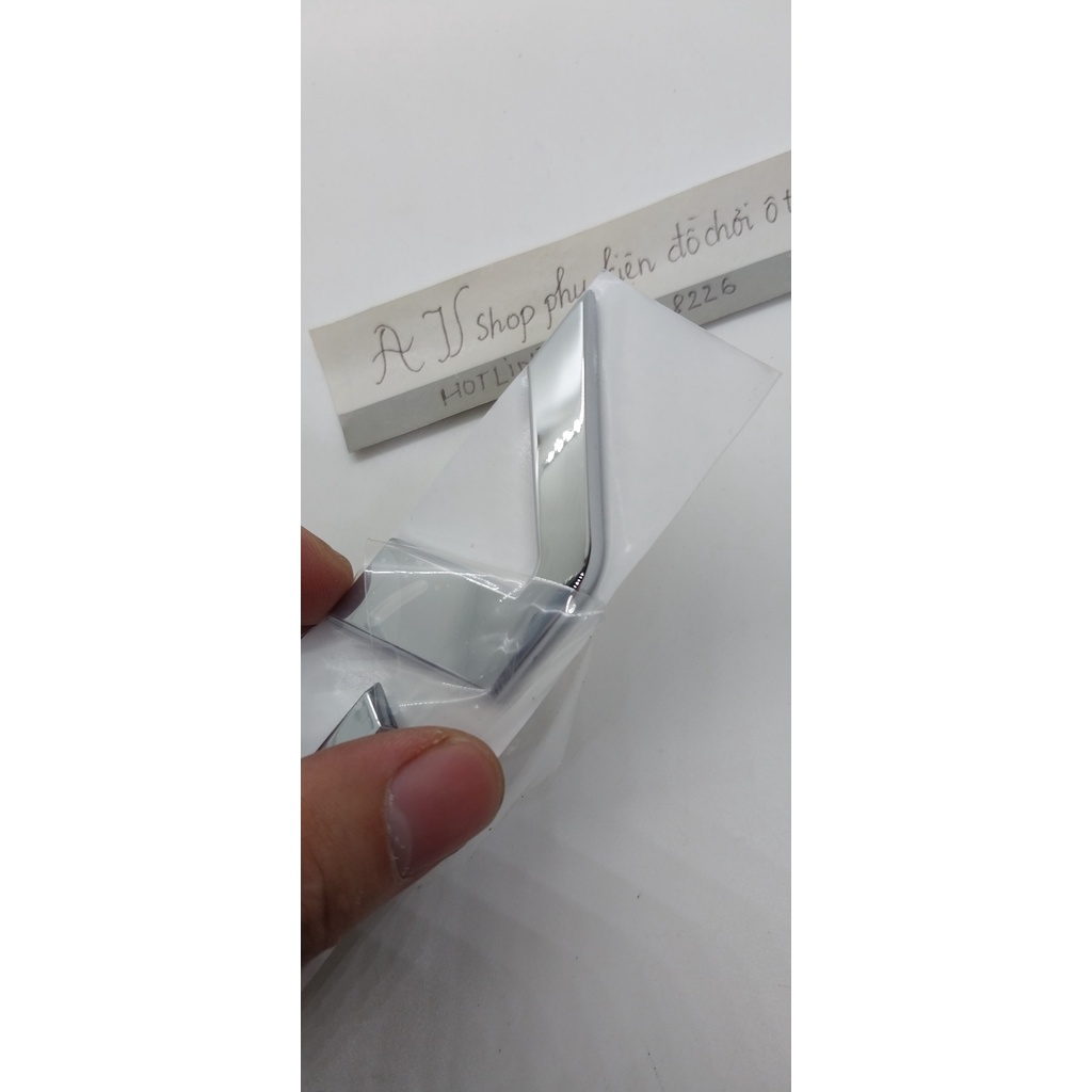 Miếng Dán Chữ CRV Bằng ABS Trang Trí Xe Hơi honda Kích thước: 200mm *30mm