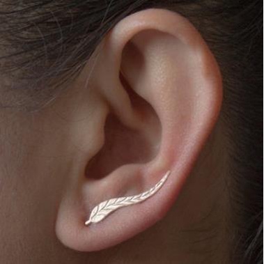 Khuyên Tai Nữ Hình Chiếc Lá Phong Cách Hàn Quốc Xinh Xắn