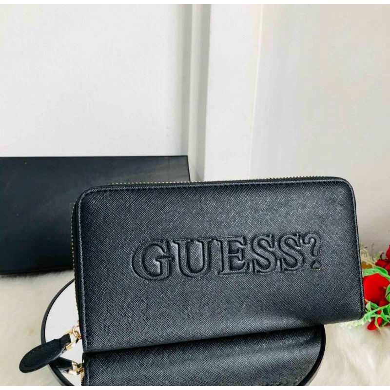 Ví Guess cầm tay phong cách