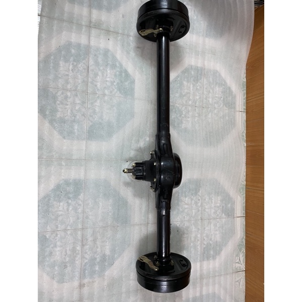 Cầu liền,cầu rút 120cm.Dùng chế xe 3bánh,xe 4 bánh,chiều dài phủ bì cầu 120cm.tim ốc bắt bánh.8cm x 11.5cm
