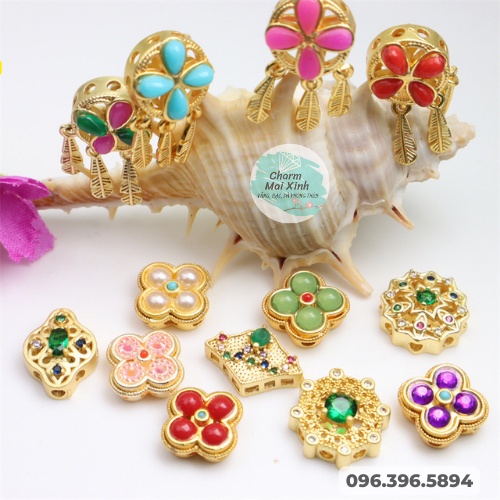 (MVĐ) Cỏ Bốn Lá Lông Chim Treo - phụ kiện xâu vòng tay nam nữ, charm phối vòng tay phong thuỷ handmade tự làm