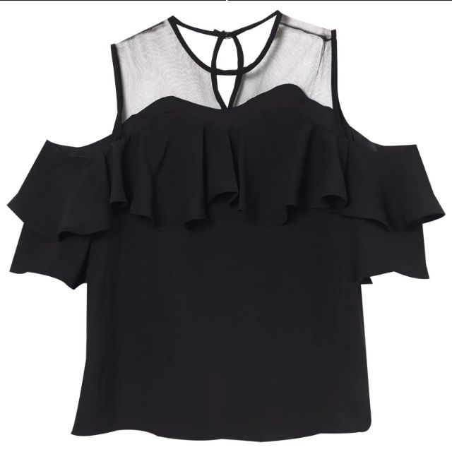 Áo trễ vai ren quảng châu