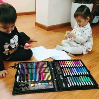 Bộ màu 150 chi tiết