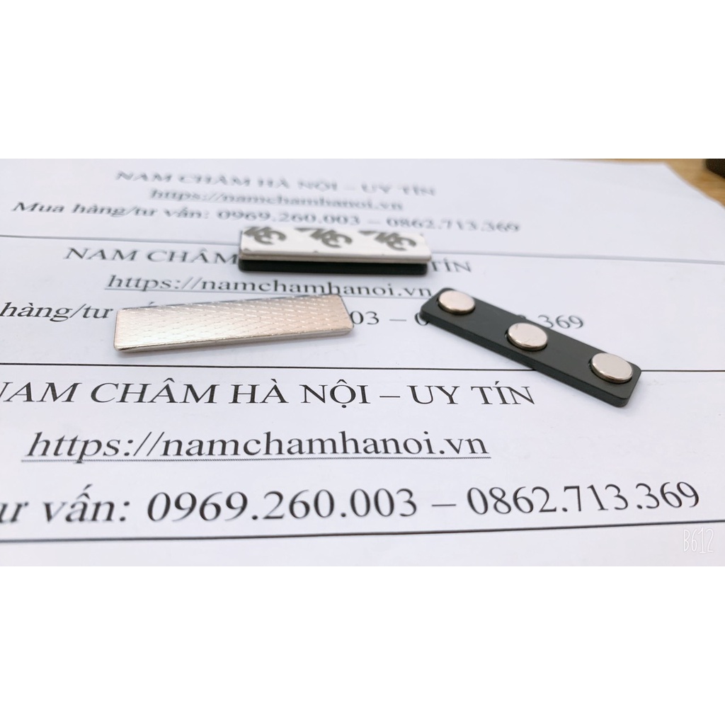 Nam châm cài áo 3 nút đen, loại nam châm làm thẻ tên, bảng tên nhân viên